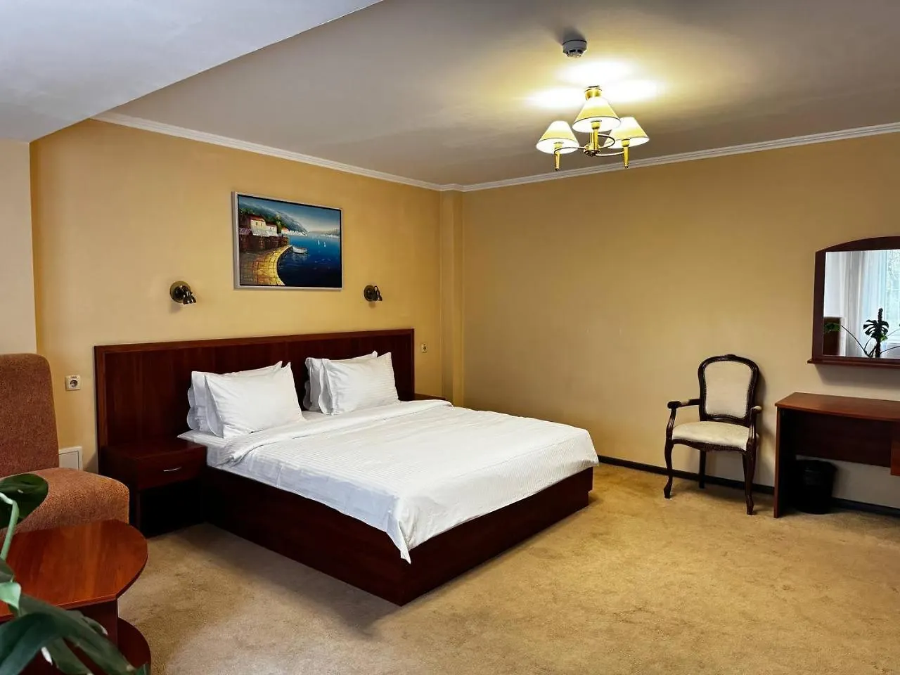 Pechersky Hotel Kyiv