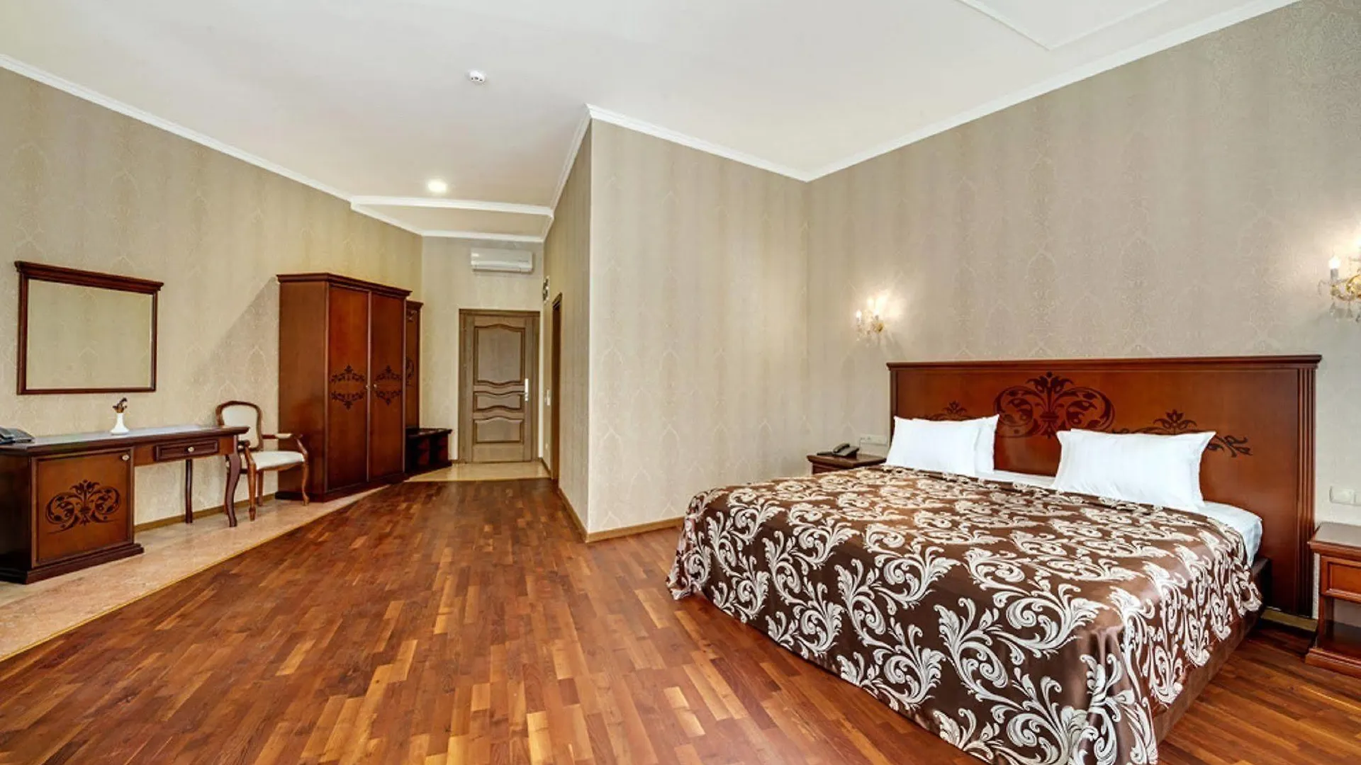 Black Sea Hotel Kiew
